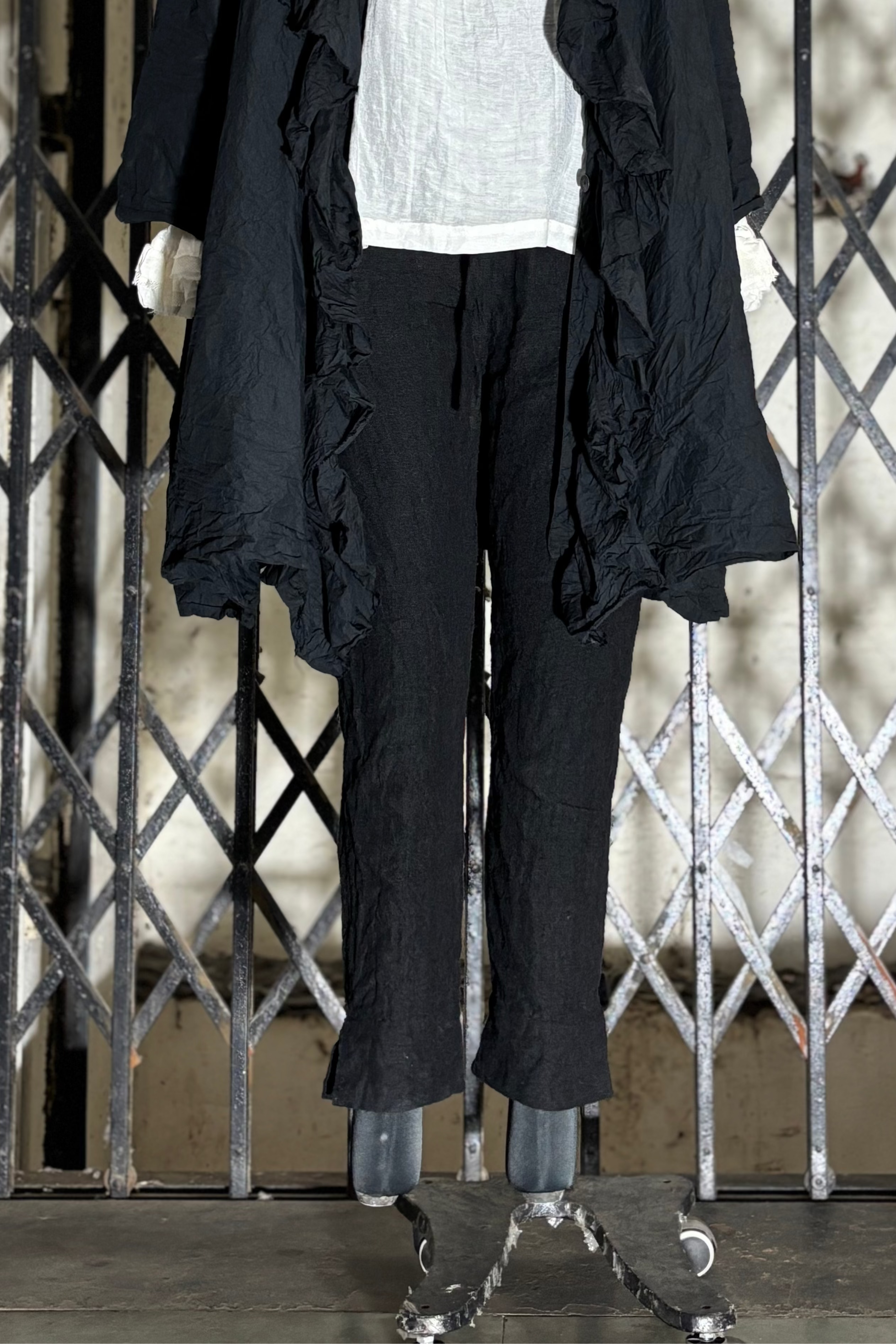 Léon Pant - Linen